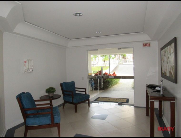 Apartamento no Bairro Itacorubí em Florianópolis com 2 Dormitórios (1 suíte) e 98 m² - 123215