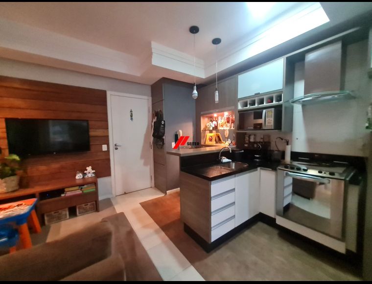 Apartamento no Bairro Itacorubí em Florianópolis com 2 Dormitórios e 57.22 m² - AP02749V