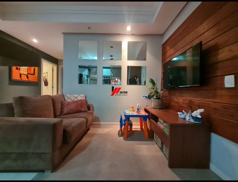 Apartamento no Bairro Itacorubí em Florianópolis com 2 Dormitórios e 57.22 m² - AP02749V