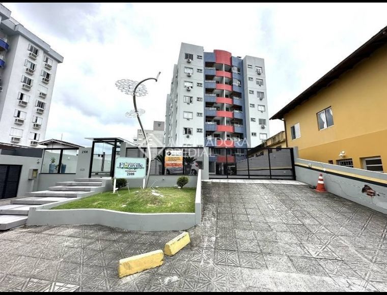 Apartamento no Bairro Itacorubí em Florianópolis com 3 Dormitórios (1 suíte) - 470086