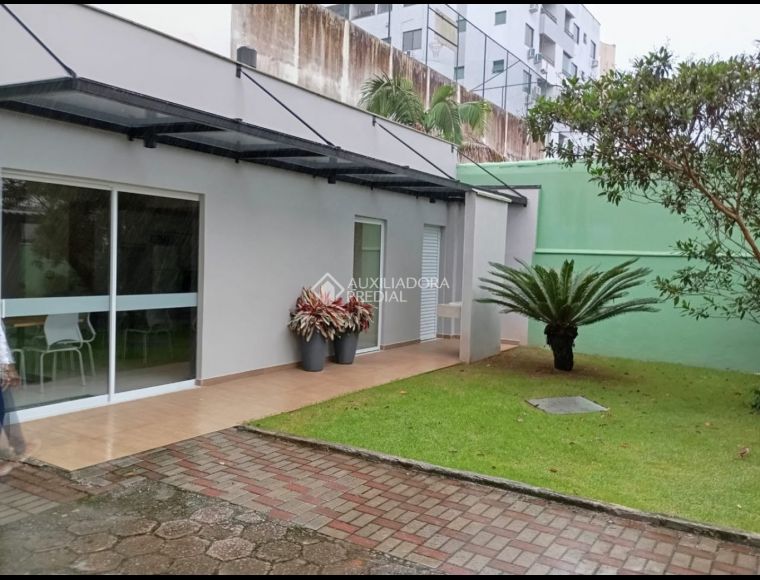 Apartamento no Bairro Itacorubí em Florianópolis com 2 Dormitórios - 473689
