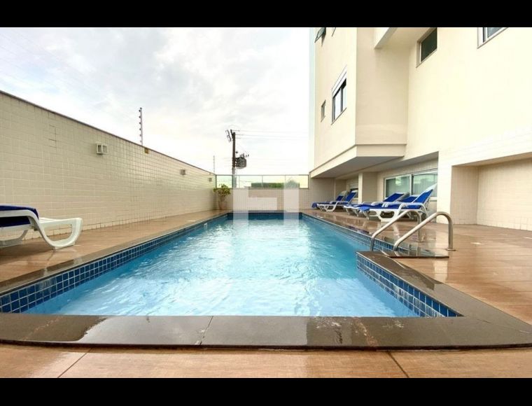 Apartamento no Bairro Jardim Atlântico em Florianópolis com 3 Dormitórios (1 suíte) e 93 m² - 4938