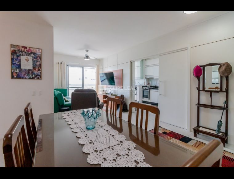 Apartamento no Bairro Jardim Atlântico em Florianópolis com 3 Dormitórios (3 suítes) e 116 m² - 20370