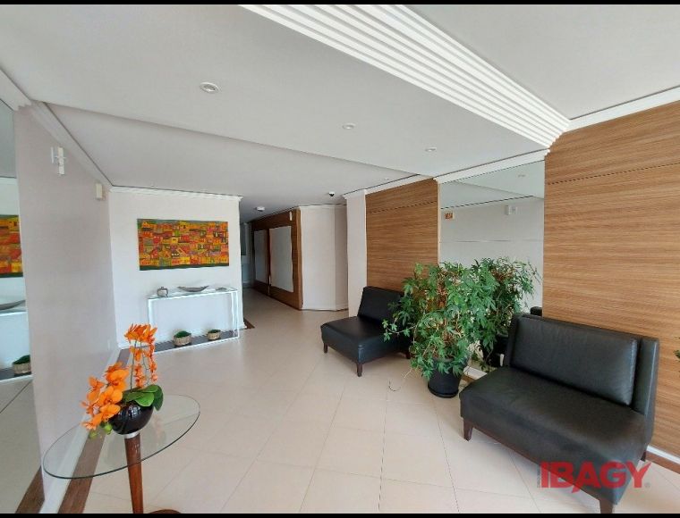 Apartamento no Bairro Jardim Atlântico em Florianópolis com 3 Dormitórios (1 suíte) e 120.8 m² - 122240