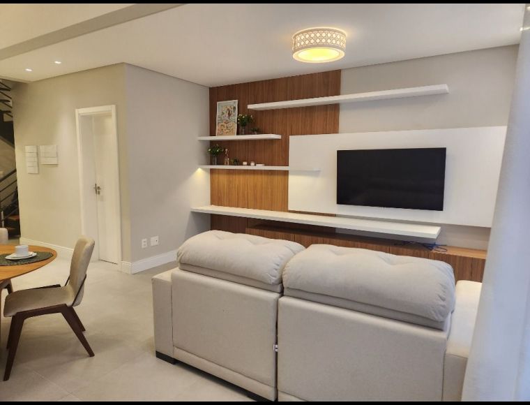 Apartamento no Bairro Jurerê em Florianópolis com 1 Dormitórios e 76 m² - LF0013