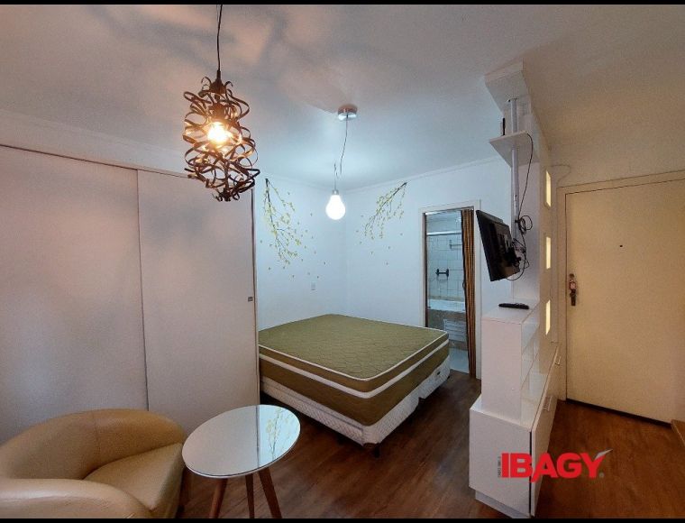 Apartamento no Bairro Jurerê em Florianópolis com 1 Dormitórios e 26.18 m² - 121065