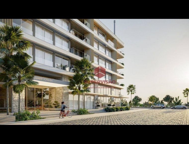 Apartamento no Bairro Jurerê em Florianópolis com 2 Dormitórios (2 suítes) e 110 m² - AP3186
