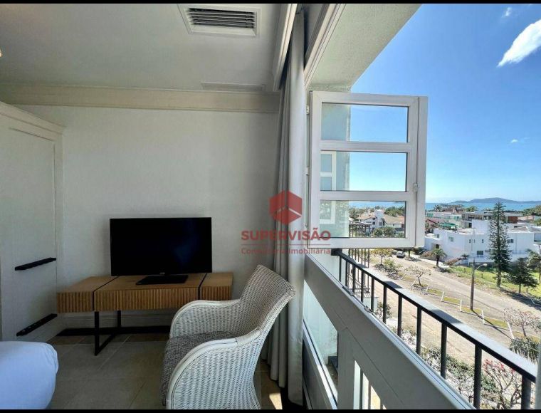 Apartamento no Bairro Jurerê Internacional em Florianópolis com 1 Dormitórios (1 suíte) e 57 m² - FL0082