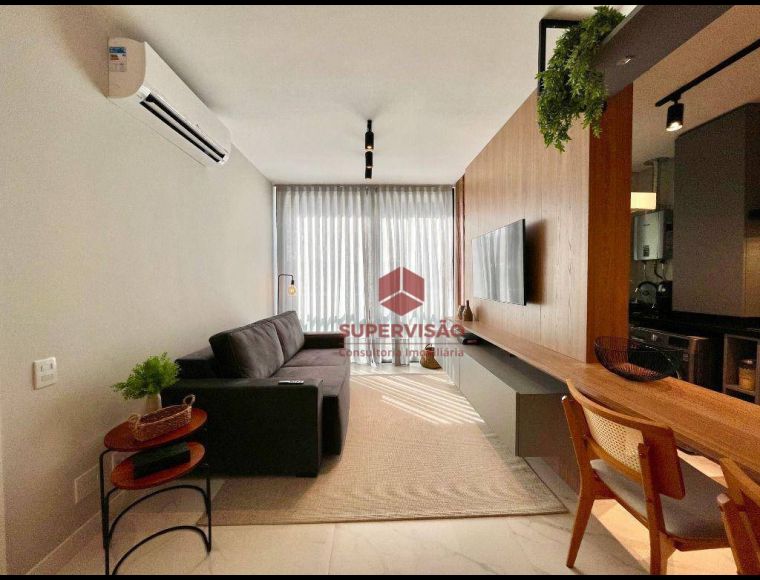 Apartamento no Bairro Jurerê Internacional em Florianópolis com 2 Dormitórios (1 suíte) e 71 m² - AP2643