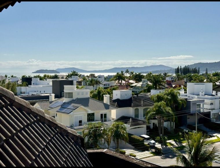 Apartamento no Bairro Jurerê Internacional em Florianópolis com 4 Dormitórios (4 suítes) e 207 m² - CO0098