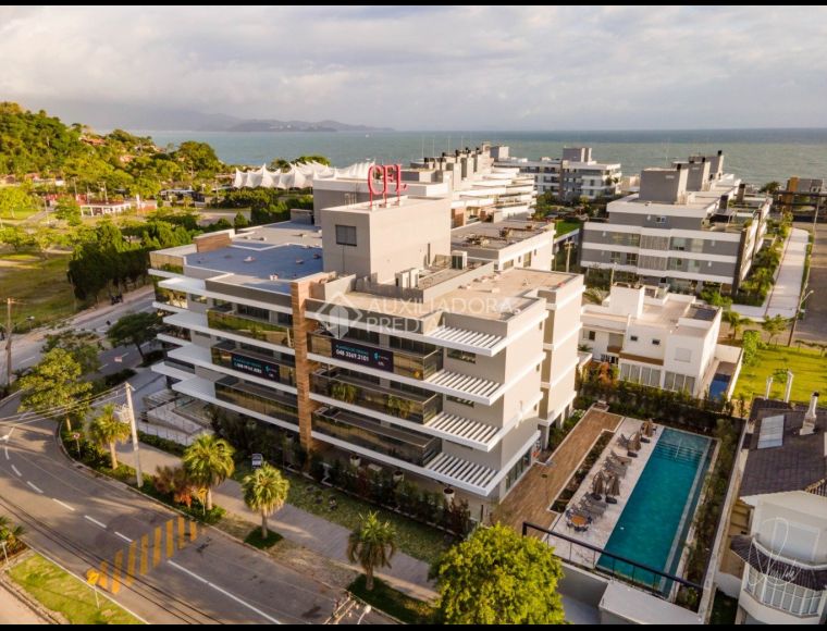 Apartamento no Bairro Jurerê Internacional em Florianópolis com 3 Dormitórios (3 suítes) - 356773