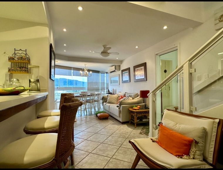 Apartamento no Bairro Jurerê Internacional em Florianópolis com 4 Dormitórios (1 suíte) e 186 m² - AD0014