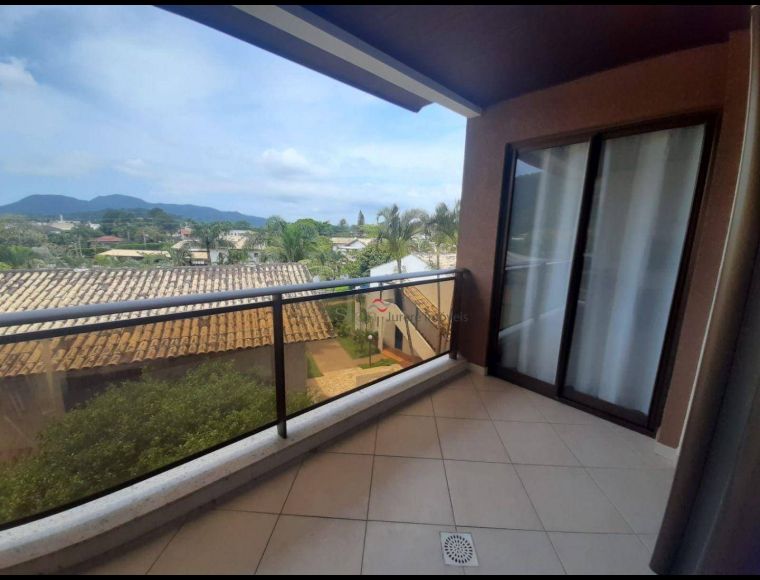 Apartamento no Bairro Ponta das Canas em Florianópolis com 2 Dormitórios (1 suíte) e 80 m² - AP0057