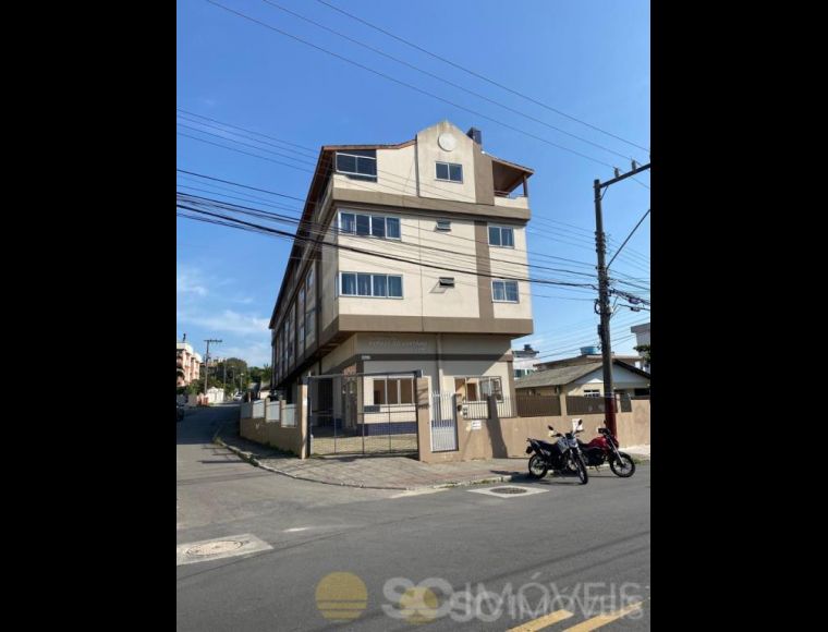 Apartamento no Bairro Santinho em Florianópolis com 3 Dormitórios - 16197