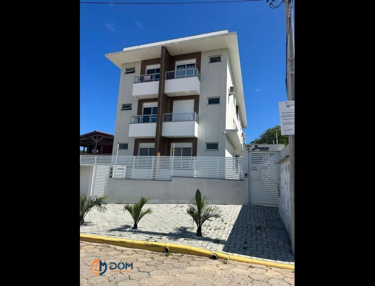 Apartamento no Bairro Santinho em Florianópolis com 2 Dormitórios (1 suíte) e 65 m² - 1301