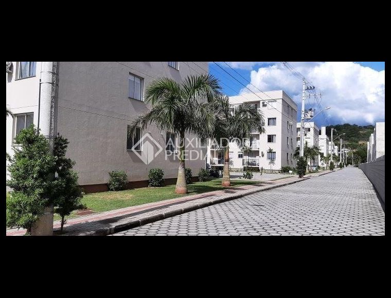 Apartamento em Florianópolis com 2 Dormitórios - 470175