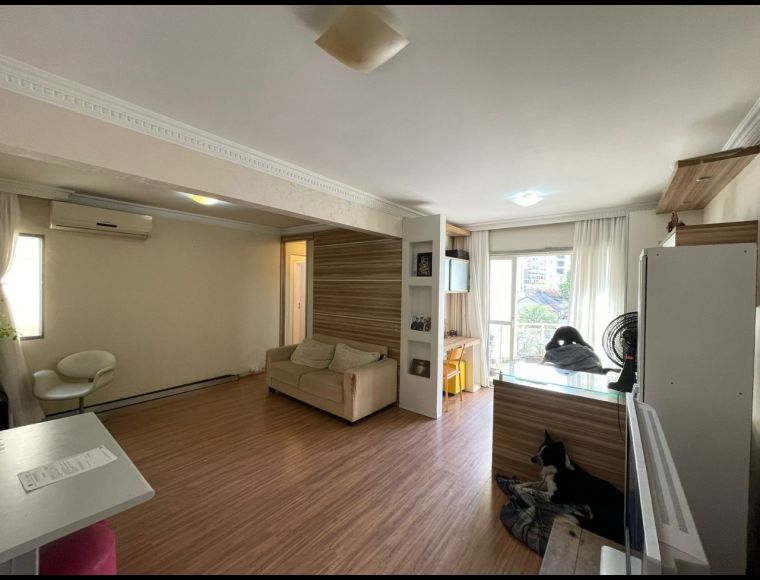 Apartamento no Bairro Trindade em Florianópolis com 3 Dormitórios (1 suíte) - A3263