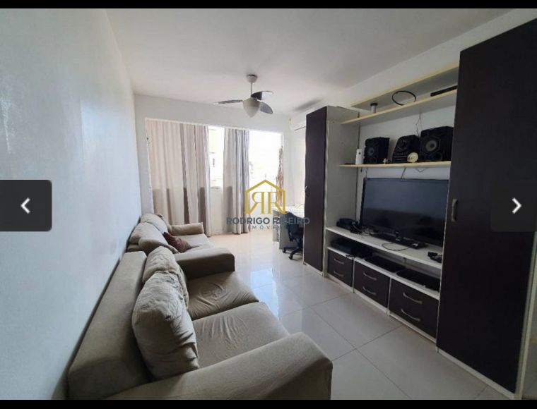 Apartamento no Bairro Trindade em Florianópolis com 2 Dormitórios - CA50