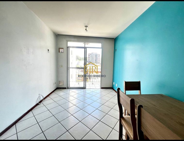 Apartamento no Bairro Trindade em Florianópolis com 1 Dormitórios - A1080