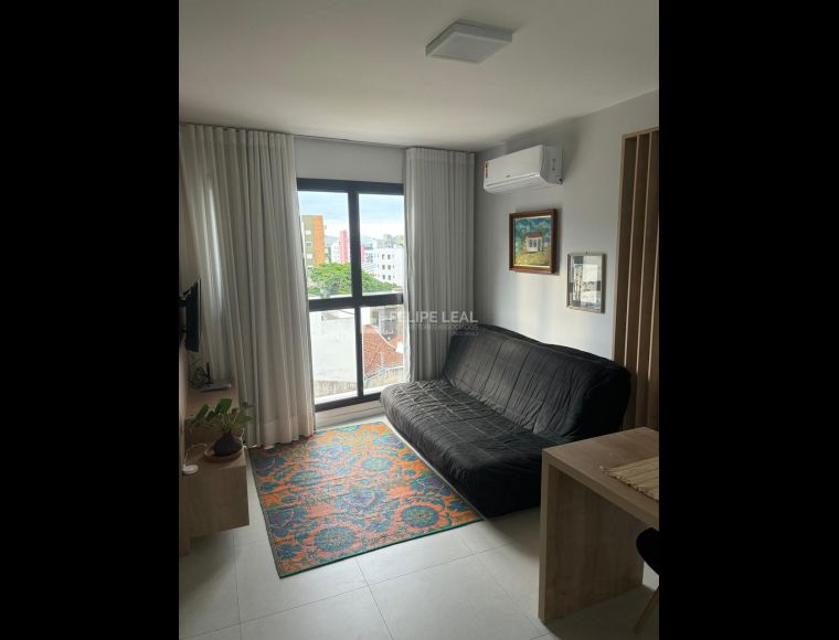 Apartamento no Bairro Trindade em Florianópolis com 1 Dormitórios e 26 m² - 21448