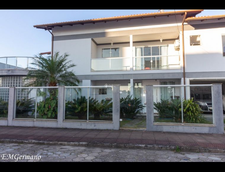 Casa no Bairro Agronômica em Florianópolis com 4 Dormitórios (4 suítes) - 439739
