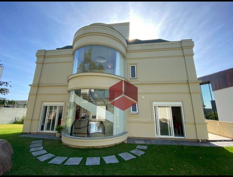 Casa no Bairro Cacupé em Florianópolis com 4 Dormitórios (4 suítes) e 319 m² - CA0650