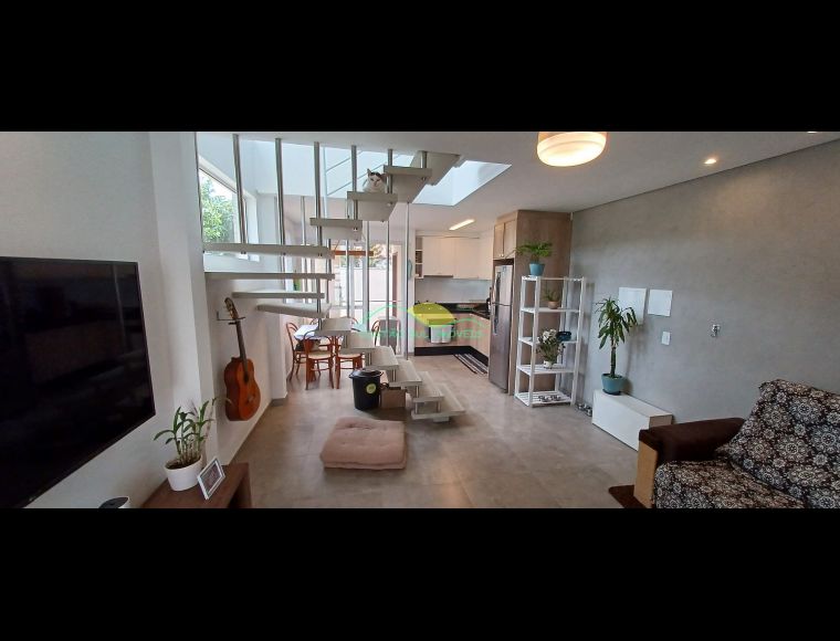 Casa no Bairro Campeche em Florianópolis com 2 Dormitórios (2 suítes) e 103.55 m² - CA0132_COSTAO