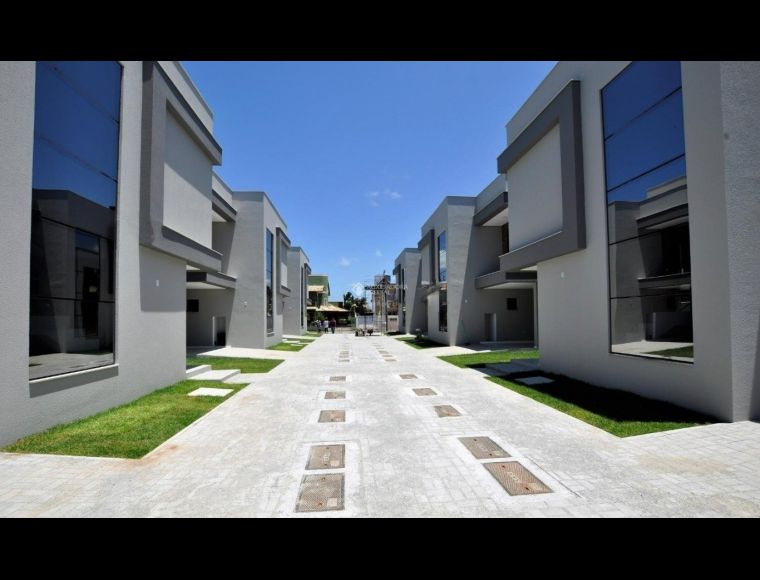 Casa no Bairro Campeche em Florianópolis com 3 Dormitórios (3 suítes) - 441102