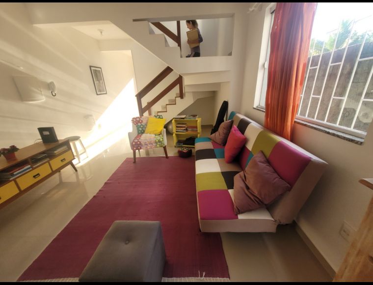 Casa no Bairro Campeche em Florianópolis com 3 Dormitórios - 448274