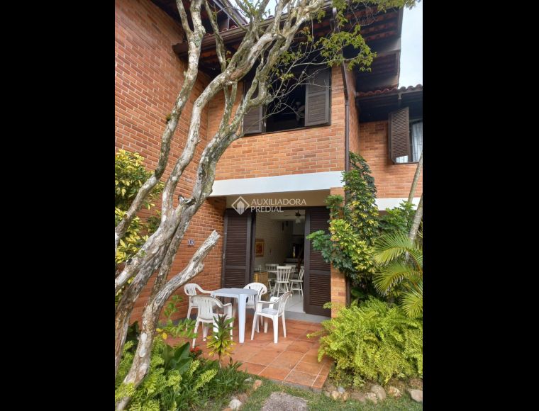 Casa no Bairro Canasvieiras em Florianópolis com 2 Dormitórios - 470608