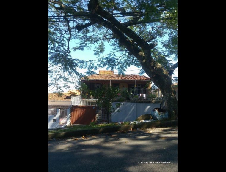 Casa no Bairro Capoeiras em Florianópolis com 6 Dormitórios (2 suítes) e 370 m² - 177