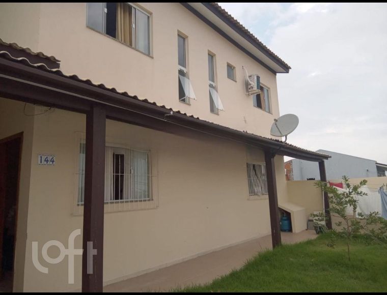 Casa no Bairro Capoeiras em Florianópolis com 2 Dormitórios e 80 m² - 560206