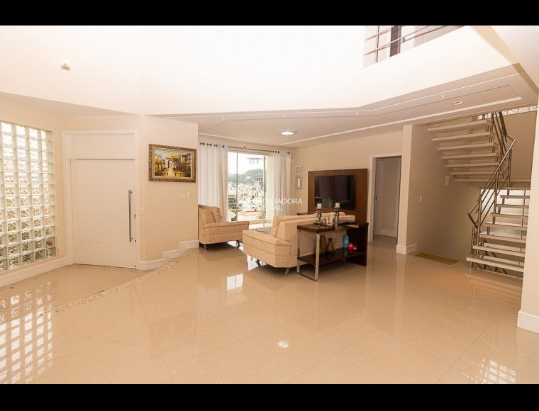 Casa no Bairro Carvoeira em Florianópolis com 4 Dormitórios (4 suítes) - 384023