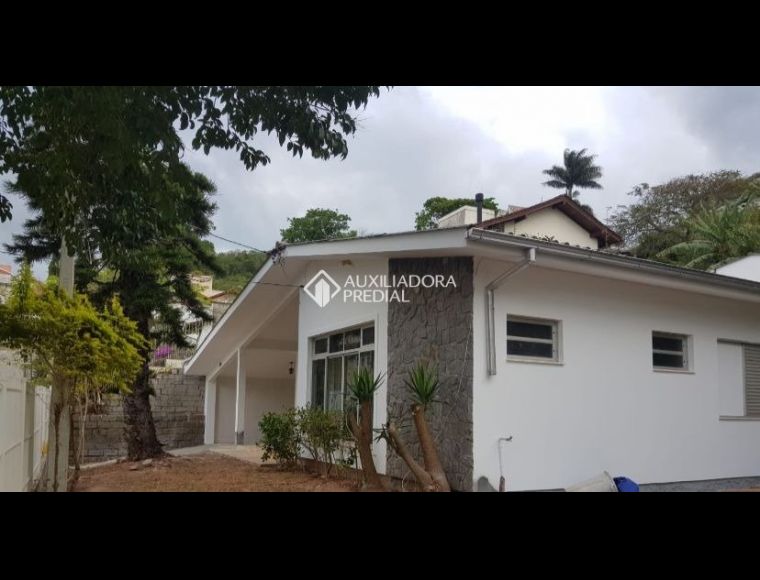 Casa no Bairro Carvoeira em Florianópolis com 4 Dormitórios (3 suítes) - 404485
