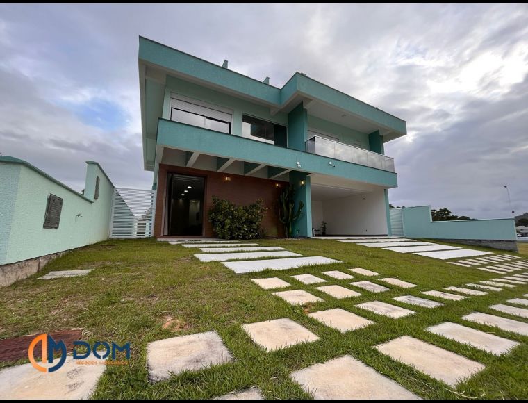 Casa no Bairro Centro em Florianópolis com 4 Dormitórios (4 suítes) e 300 m² - 622