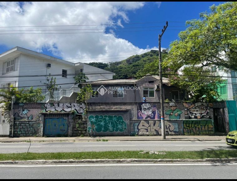 Casa no Bairro Centro em Florianópolis com 3 Dormitórios - 450469