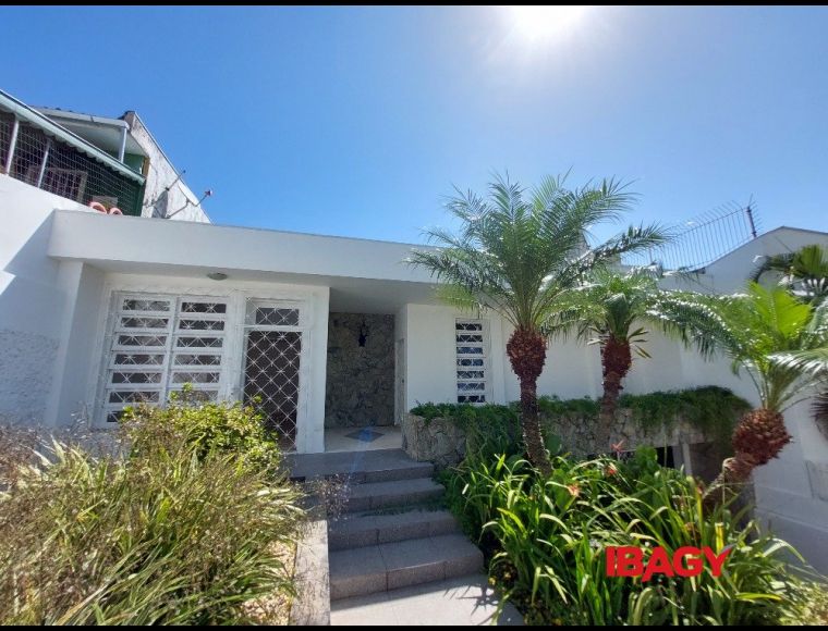 Casa no Bairro Coqueiros em Florianópolis com 202 m² - 121060