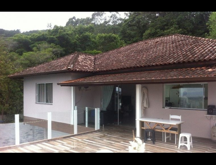 Casa no Bairro Córrego Grande em Florianópolis com 10 Dormitórios (3 suítes) e 311 m² - 1040