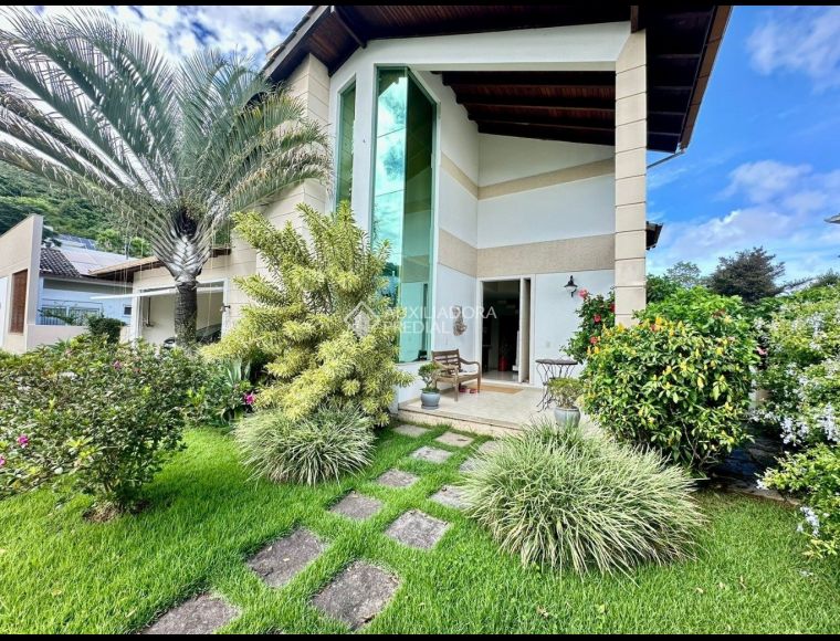 Casa no Bairro Córrego Grande em Florianópolis com 4 Dormitórios (4 suítes) - 466762