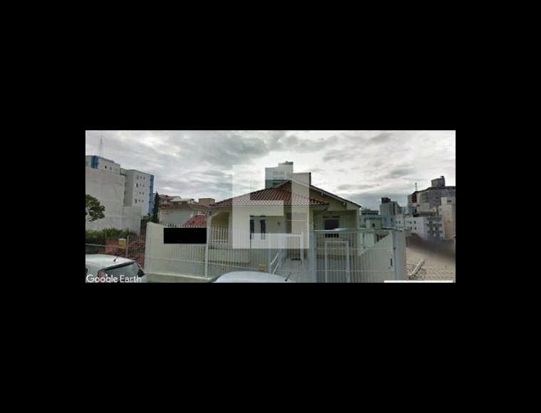 Casa no Bairro Estreito em Florianópolis com 4 Dormitórios (1 suíte) e 304 m² - 3326