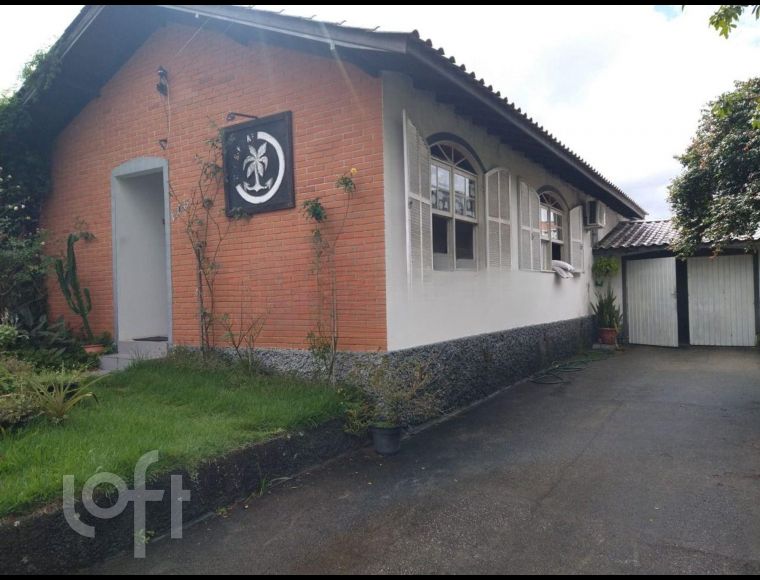 Casa no Bairro Estreito em Florianópolis com 3 Dormitórios e 150 m² - 618105