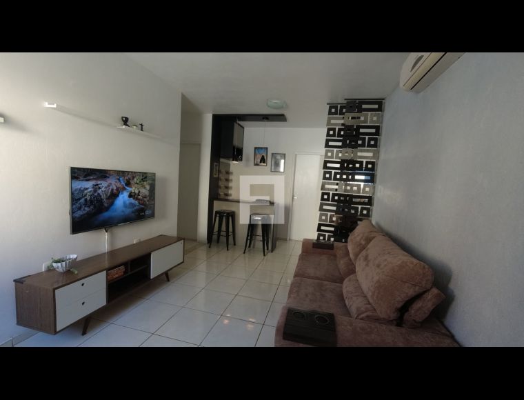 Casa no Bairro Ingleses em Florianópolis com 2 Dormitórios (1 suíte) e 84 m² - 16965