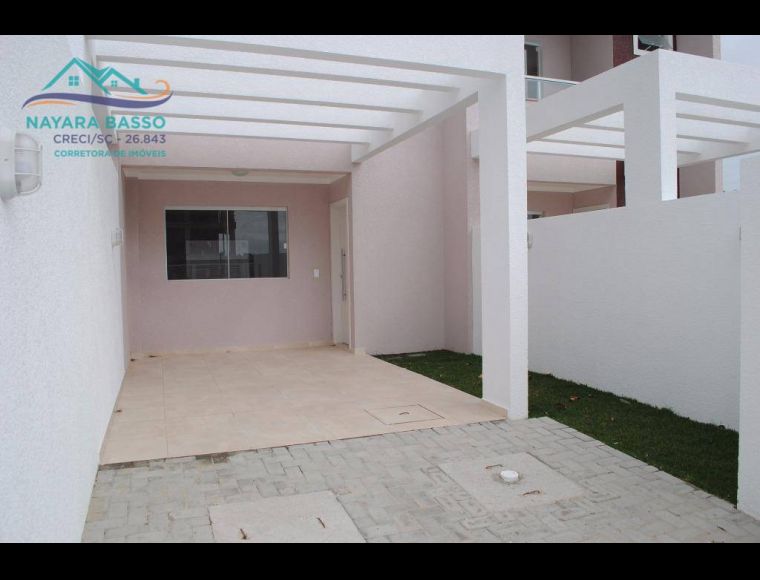 Casa no Bairro Ingleses em Florianópolis com 2 Dormitórios (2 suítes) e 105 m² - CA0646