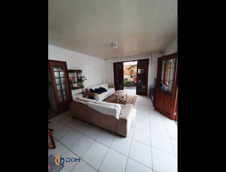 Casa no Bairro Ingleses em Florianópolis com 4 Dormitórios (1 suíte) e 170 m² - 964