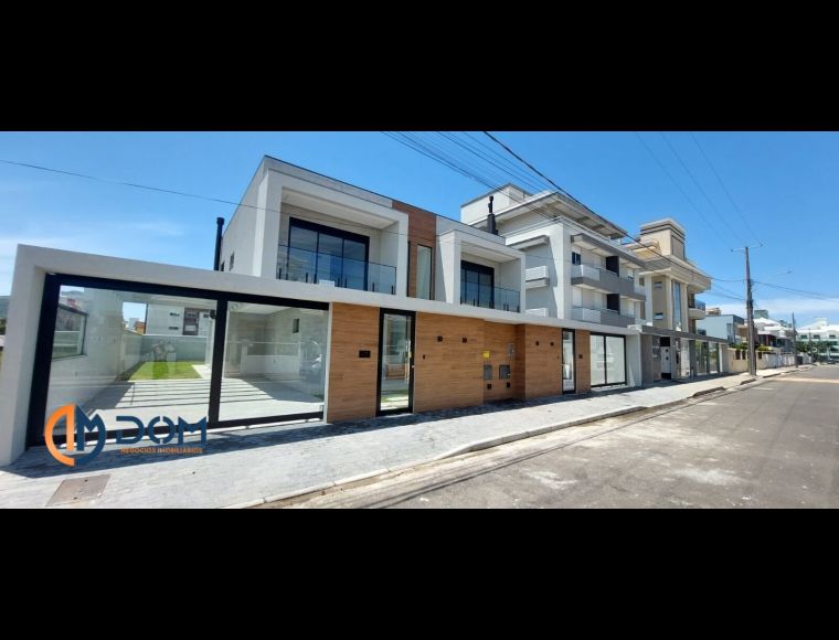Casa no Bairro Ingleses em Florianópolis com 3 Dormitórios (3 suítes) e 200 m² - 1065