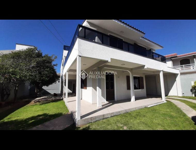 Casa no Bairro Ingleses em Florianópolis com 4 Dormitórios (2 suítes) - 462046