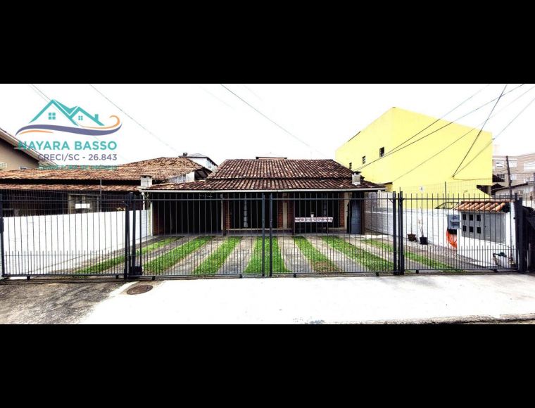 Casa no Bairro Ingleses em Florianópolis com 8 Dormitórios e 380 m² - CA1101