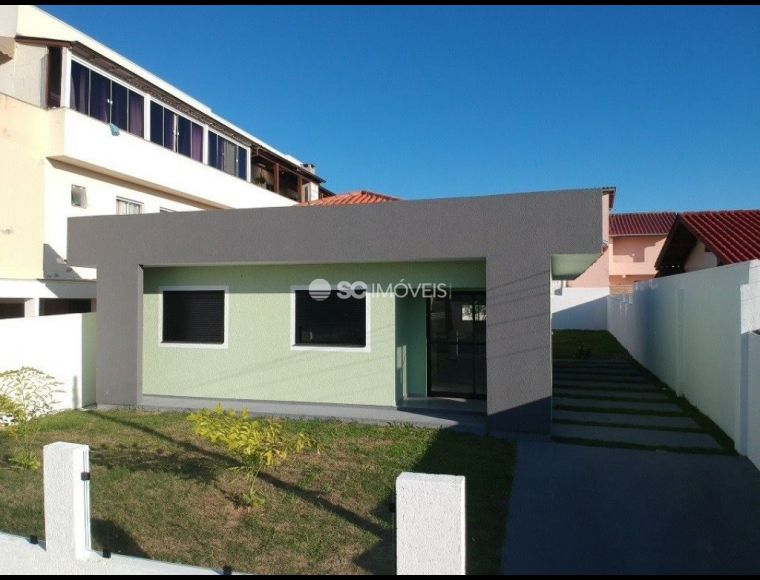 Casa no Bairro Ingleses em Florianópolis com 3 Dormitórios (1 suíte) - 18162
