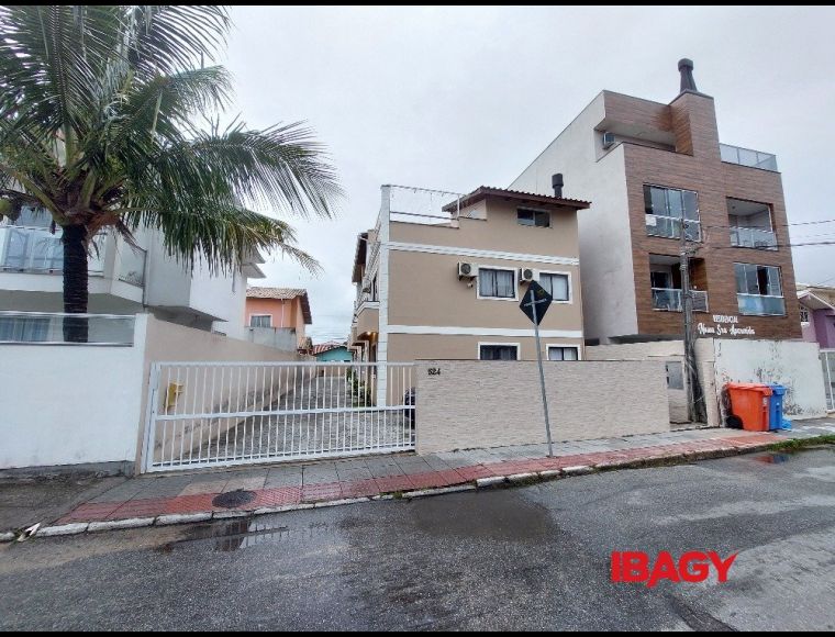 Casa no Bairro Ingleses em Florianópolis com 2 Dormitórios e 109.08 m² - 103531