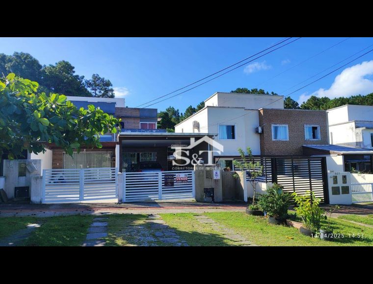 Casa no Bairro Ingleses em Florianópolis com 3 Dormitórios (1 suíte) e 117 m² - SO0050
